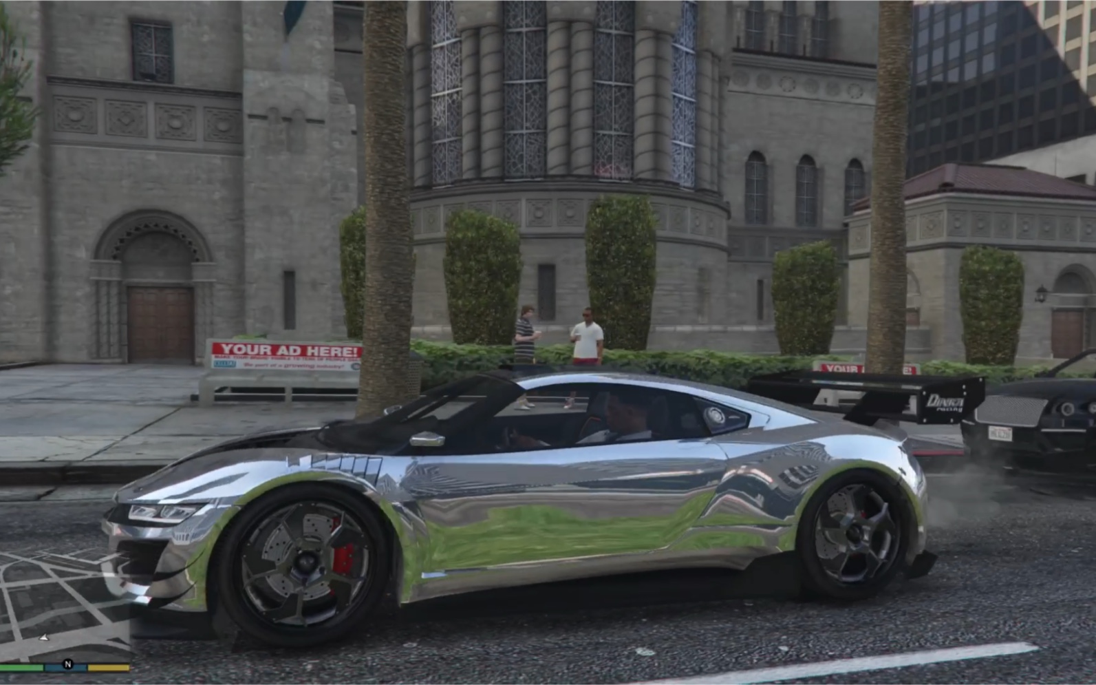 GTAV怎么给车上保险？