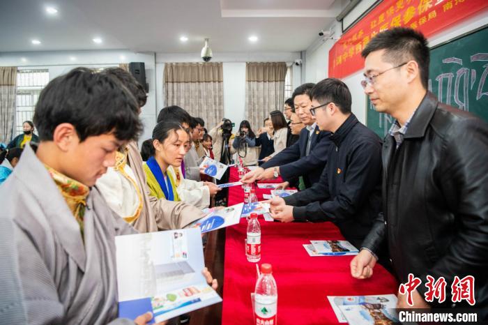 小孩交过医保怎么用医保卡？—医保使用方法详解
