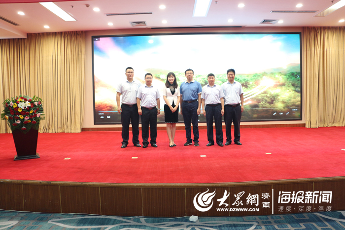 保险客服怎么说？掌握这些技巧，轻松应对客户！