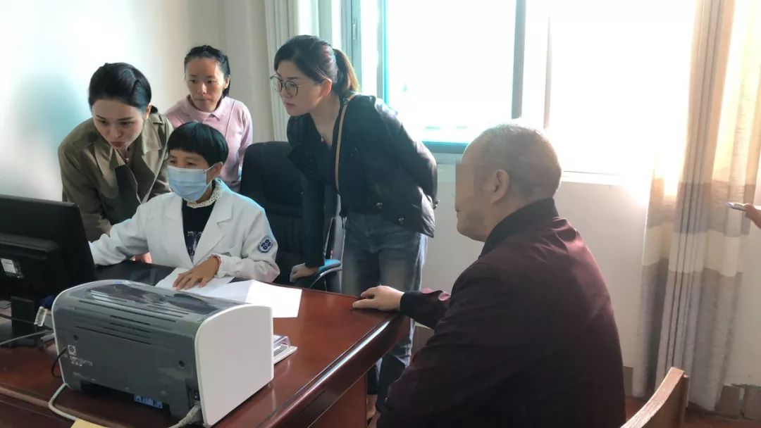 社保医疗怎么转移异地报销？