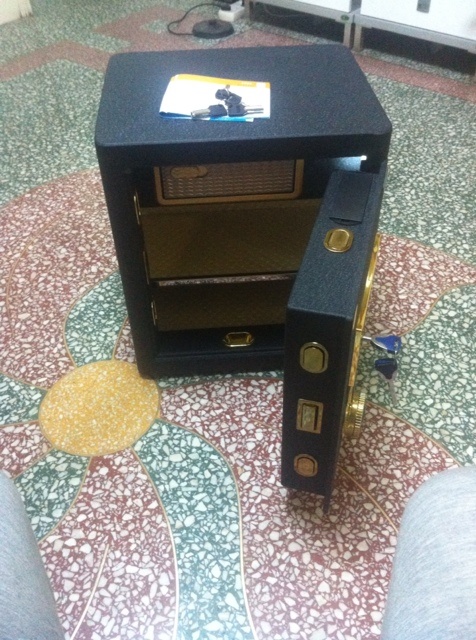 永邦保险柜开启方法